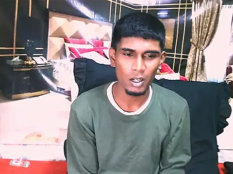 Snapshot of IndianThuggin chatting on June 14, 5:15 pm IndianThuggin online show from June 14, 5:15 pm