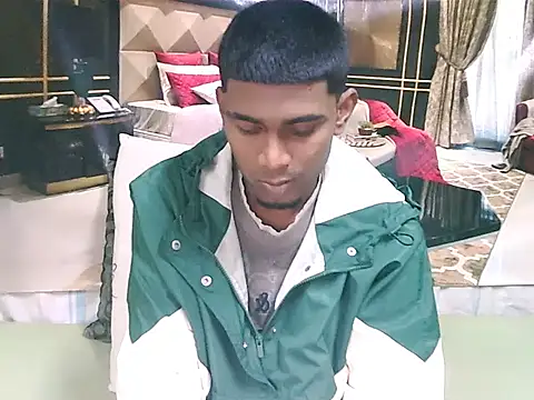 Snapshot of IndianThuggin chatting on July 14, 9:20 pm IndianThuggin online show from July 14, 9:20 pm