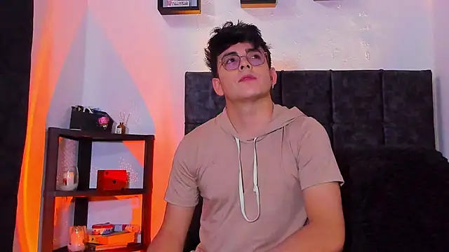 Theo Noxxx online show from October 22, 7:46 pm