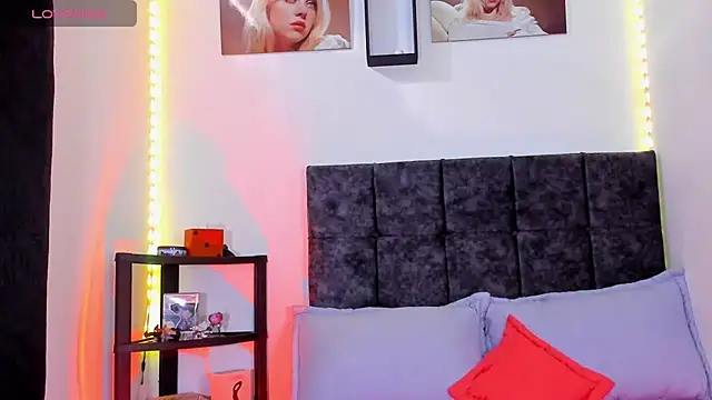 Theo Noxxx online show from December 4, 7:00 pm