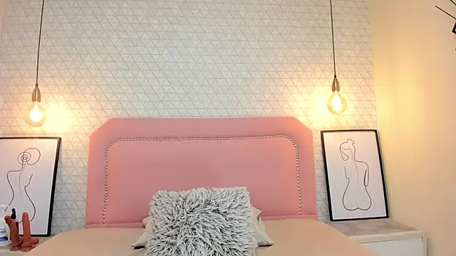 TAYLORMEYER1 online show from November 21, 3:38 am