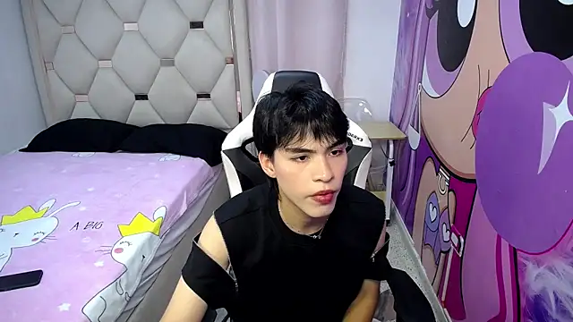 hyun jin  online show from October 19, 7:25 pm
