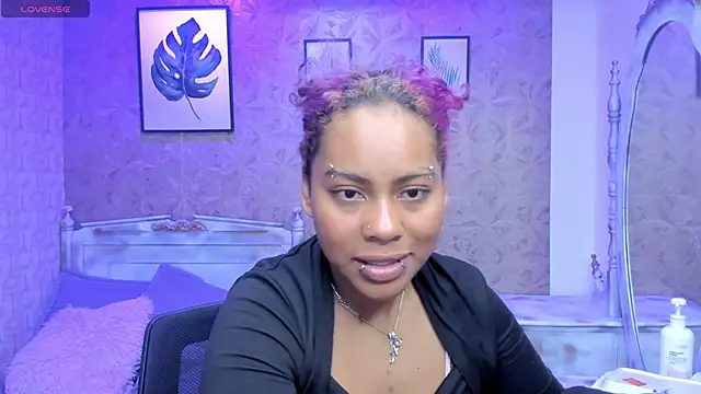 Snapshot of Sofia_clk chatting on May 31, 3:47 am Sofia clk online show from May 31, 3:47 am