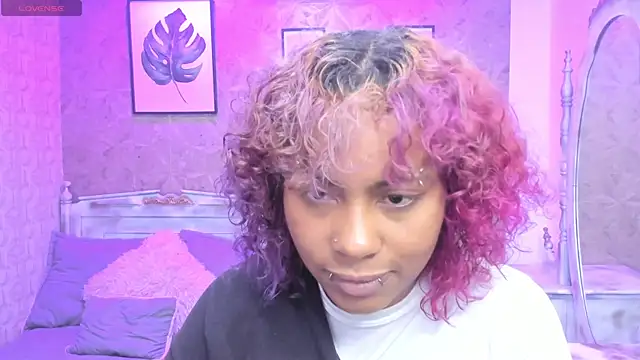 Snapshot of Sofia_clk chatting on June 26, 3:11 am Sofia clk online show from June 26, 3:11 am