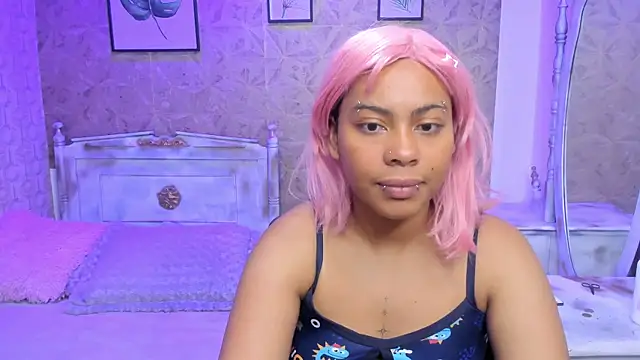 Snapshot of Sofia_clk chatting on July 15, 3:23 am Sofia clk online show from July 15, 3:23 am