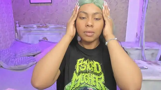 Snapshot of Sofia_clk chatting on August 1, 3:17 am Sofia clk online show from August 1, 3:17 am