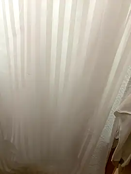 Snapshot of Amelia-Diamond chatting on November 23, 11:32 am Amelia-Diamond online show from November 23, 11:32 am