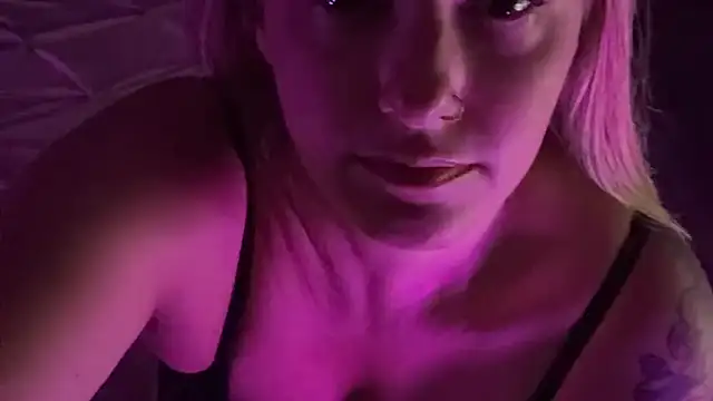 jvixen92 online show from October 20, 5:08 am