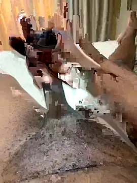 Snapshot of brownieD23 chatting on October 27, 5:44 am brownieD23 online show from October 27, 5:44 am