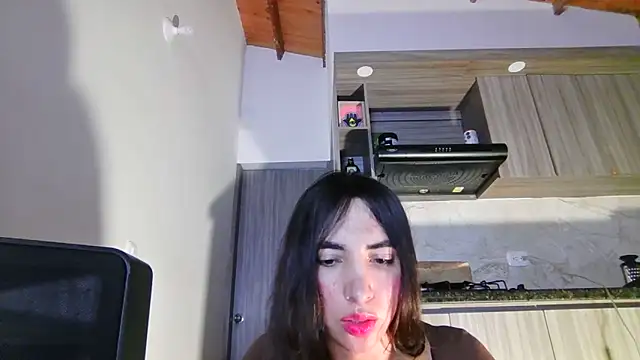 Snapshot of valeriahornier chatting on June 11, 2:53 am valeriahornier online show from June 11, 2:53 am