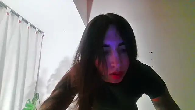 Snapshot of valeriahornier chatting on June 14, 2:57 am valeriahornier online show from June 14, 2:57 am