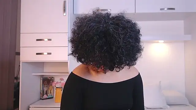 MartiRuis10 online show from October 27, 9:19 pm