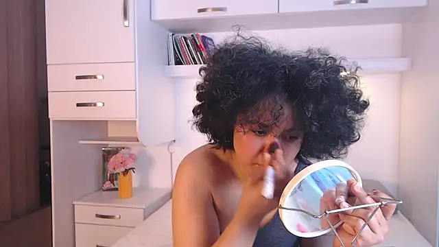 MartiRuis10 online show from November 9, 7:01 pm