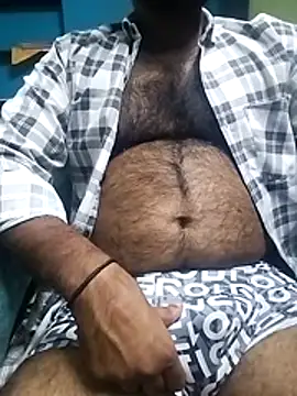 DesiBlackBull online show from November 3, 5:47 pm