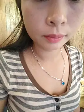 Squirrel-Pear online show from November 8, 12:55 am