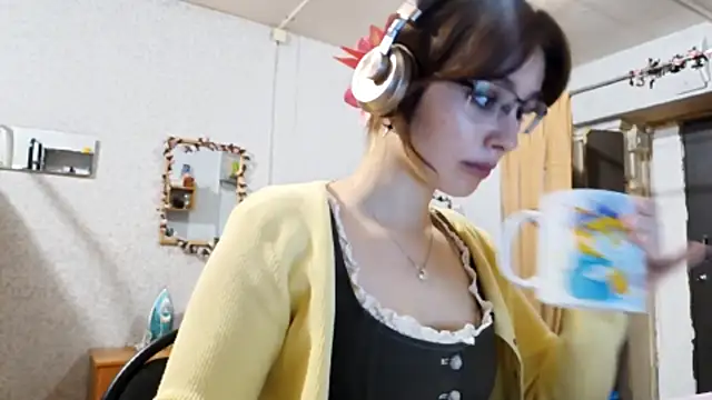 IcyKleys online show from October 23, 1:43 pm