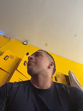 FreszX online show from February 1, 2:15 pm