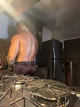 FreszX online show from February 12, 4:13 pm