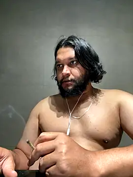 Snapshot of LoboCachorro chatting on November 14, 12:09 am LoboCachorro online show from November 14, 12:09 am