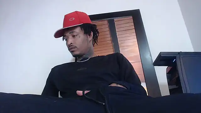 Snapshot of Anaconda_larga chatting on June 28, 3:18 pm Anaconda larga online show from June 28, 3:18 pm