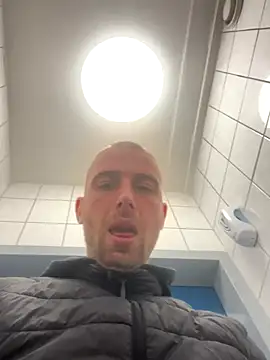 Rotteei1 online show from November 13, 12:37 pm