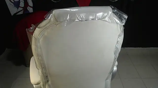 Aishaahot online show from December 16, 6:24 pm