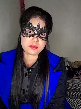 Snapshot of Hot_Angle chatting on November 18, 2:10 pm Hot Angle online show from November 18, 2:10 pm