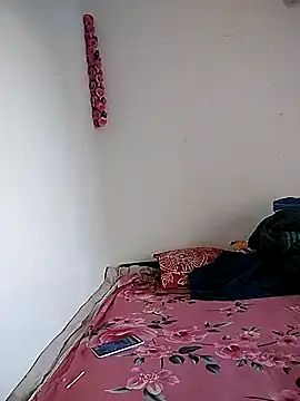 Snapshot of Hot_Angle chatting on November 28, 9:56 am Hot Angle online show from November 28, 9:56 am