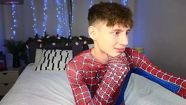 crisp1n online show from December 3, 2:48 pm