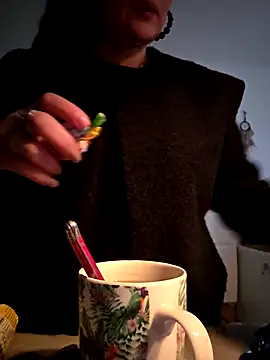 Snapshot of lasexycoquine59 chatting on November 24, 8:14 am lasexycoquine59 online show from November 24, 8:14 am