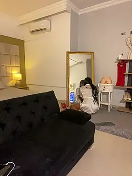 IsabellaDarrell ts online show from January 9, 11:24 am