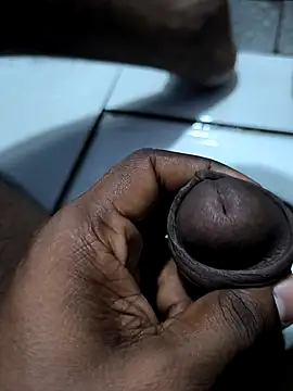 67yoki online show from November 11, 10:54 pm