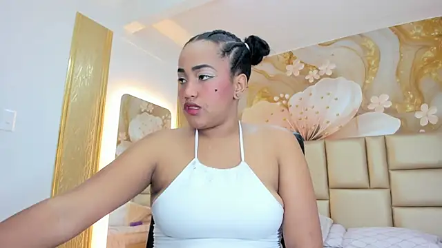 NahomiWalker  online show from December 21, 7:54 pm