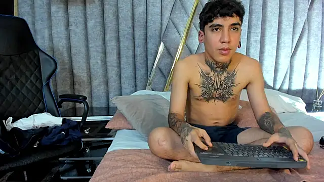 SantiOlsen online show from October 19, 5:57 pm