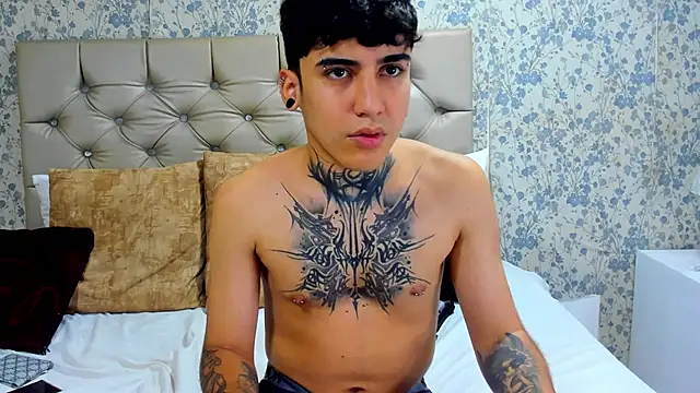 SantiOlsen online show from December 18, 1:50 pm