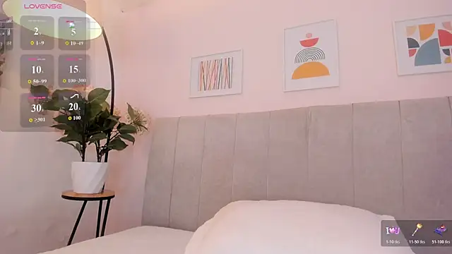 fatiima  online show from March 3, 7:09 pm