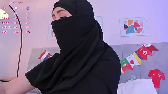 Snapshot of fatiima_ chatting on June 26, 7:18 pm fatiima online show from June 26, 7:18 pm