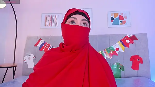 Snapshot of fatiima_ chatting on June 27, 7:19 pm fatiima online show from June 27, 7:19 pm