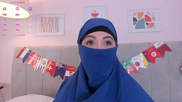 Snapshot of fatiima_ chatting on July 13, 7:05 pm fatiima online show from July 13, 7:05 pm