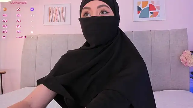 Snapshot of fatiima_ chatting on July 31, 7:02 pm fatiima online show from July 31, 7:02 pm