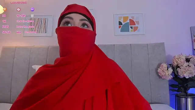 Snapshot of fatiima_ chatting on August 5, 7:06 pm fatiima online show from August 5, 7:06 pm