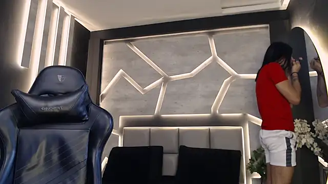 ArohomLester online show from December 5, 12:36 pm