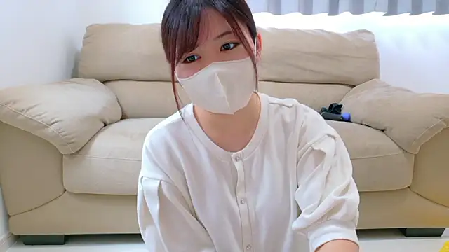 Snapshot of Rui_87 chatting on July 16, 2:17 am Rui 87 online show from July 16, 2:17 am