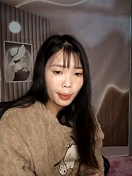 Fish yellow online show from November 1, 2:30 pm