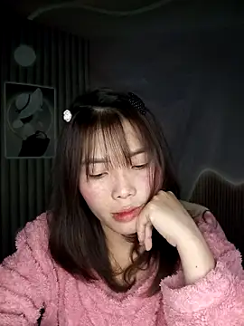 Fish yellow online show from December 17, 2:01 pm