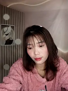 Fish yellow online show from December 18, 2:28 am