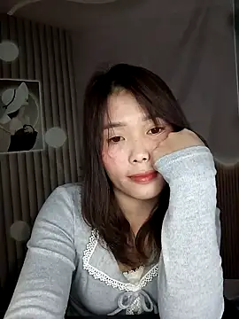 Fish yellow online show from December 20, 1:07 pm