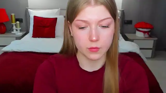 Stella Light online show from February 5, 12:10 pm