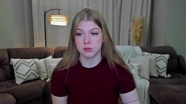 Snapshot of Stella_Light chatting on May 29, 6:11 am Stella Light online show from May 29, 6:11 am