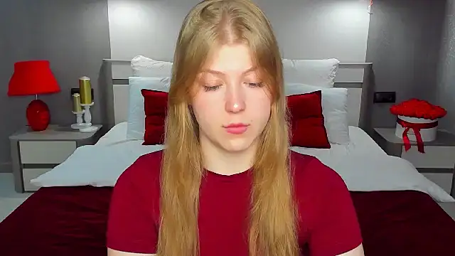 Snapshot of Stella_Light chatting on June 26, 5:23 am Stella Light online show from June 26, 5:23 am
